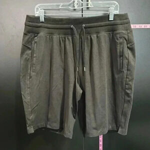 TeK Gear Bermuda Mid rise,moisture wicking,pockets,elastic draw cord waist